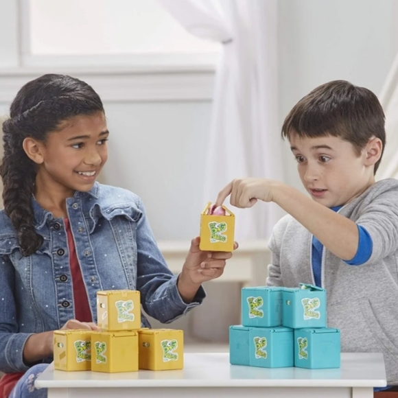 4 Little Big Bites Lot Series 1 By FurReal Blind Box Surprise Toys Hasbro 2017 - Picture 13 of 16